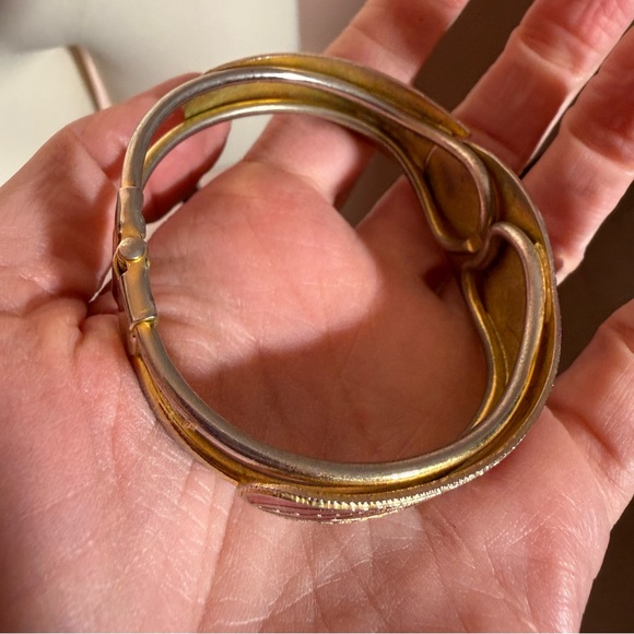 Vintage 70’s 80’s art deco burgundy Red calla Lily Enamel Clamper bracelet - Picture 14 of 17